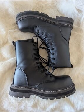 Avenger Work Boots Fortune 10" Chunky Black Lace-Up Combat Boots Size 9 Unisex